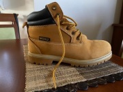 Męskie wodoodporne buty marki Brahma