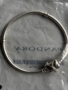 Pandora moments bransoletka motyl rozmiar 19