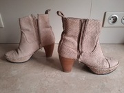 Damskie botki skórzane jodełka beżowe lazamani 36