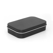 Metalowe prostokątne pudełko blaszane 9,5x6x2 cm.