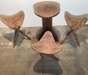 taborety ze skóry ze stolikiem