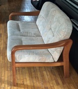 Duńska sofa dwuosobowa z drewna tekowego z lat 60. z połowy XX wiek