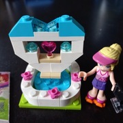 Sprzedam LEGO FRIENDS fontanna + gratis