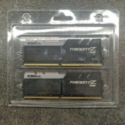 G.Skill Trident Z RGB 32GB (2x16GB) 3200MHz CL14 DDR4 | Samsung B-Die