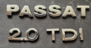 Emblemat Napis Logo Litery Klapy TYŁ VW PASSAT B6 Original