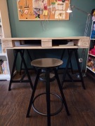 Stół roboczy + taboret obrotowy