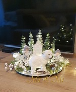 Stroik z domkiem na stół, komodę, Boże Narodzenie