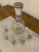 Karafka z kieliszkami