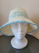 Kapelusz handmade z Rafii naturalnej