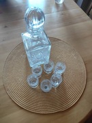 Kryształowa karafka z kieliszkami do wódki 