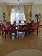 Stół z laki chińskiej inkrustowany macicą perłową