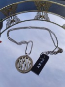 DKNY naszyjnik z