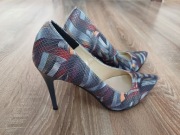 Buty szpilki czułenka kolorowe r. 39 oryginalny wzór do pracy na co dzień