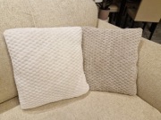 Dwie Poduszki Dekoracyjne Sinsay Home Kremowa i Beżowa 40x40 