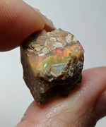 Opal Welo Etiopia szlachetny kamień minerał 