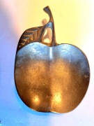 Jabłko - mosiężna popielniczka, małe naczynko na drobiazgi, biżuterię 