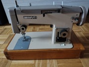 Maszyna do szycia Predom Łucznik 451 PRL vintage retro