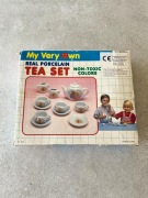 Zabawkowy porcelanowy zestaw do herbaty dla dziecka | wzór misie | vintage