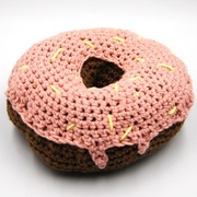 PĄCZEK Z POLEWĄ ozdoba szydełko rękodzieło DONUT nr3