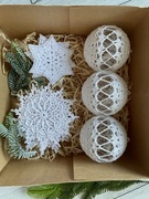 Zestaw szydełkowych ozdób choinkowych box upominkowy