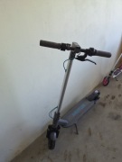 Hulajnoga MOTUS SCOOTY 10 plus 2022 500W
