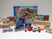 Playtive Junior motorway zestaw drewnianych torów kolejka pociąg