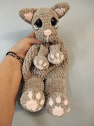 Kot kotek przytulanka na szydełku. 