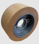 Koło dociskowe gumowe , do posuwu 