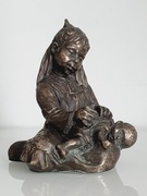 Art deco "Dziewczyna z dzieckiem", gips patynowany