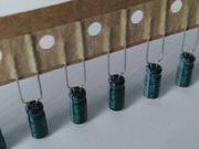 Kondensator SAMSUNG 10uF 63V 85°C Elektrolit
