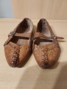 Orginalne kierpce ze skóry 39