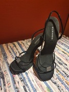 Czarne sandałki na obcasie PLEASER rozmiar 39