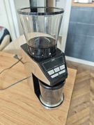 Melitta Calibra młynek do kawy z wagą 