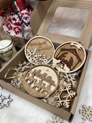 Drewniane bombki świąteczne - zestaw prezentowy 3 ozdób, 9cm