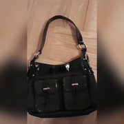 Czarna torebka DKNY