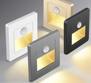 Lampka lampa schodowa czarna led 3W z czujnikiem ruchu i zmierzchu puszka