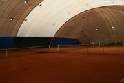Hala pneumatyczna piłkarska ujeżdzalnia magazyn padel balon