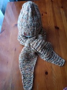 komplet czapka, szal, rozmiar uniwersalny wielokolorowy