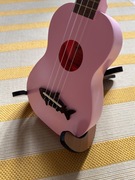 Drewniany stojak uchwyt na ukulele Segovia