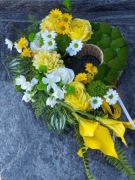 Stroik na grób cmentarz pomnik Wiązanka Stroik w kształcie serca STROIKI