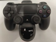 Ładowarka do padów PS4 używana, stan bardzo dobry 