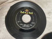 Stara płyta gramofonowa. Can I rely on you.