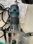 Frezarka krawędziowa Makita 3711