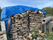 Drewno na opał z desek pocięte 