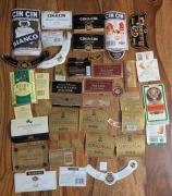 Stare etykiety Brandy, Cin Cin, Johnnie Walker i inne - zestaw