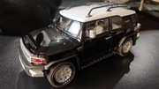 TOYOTA FJ Cruiser   skala 1/24 