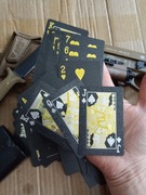 Karty do gry, plastikowe, pozłacane.