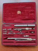 Zestaw Kreślarski E.O. Richter & Co. – Vintage / Praca Zbiorowa