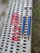 Amortyzatory Sprężyny tył tylne Bmw e81 e87 e82 e90