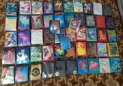 KOLEKCJA - 53 zestawy koszulek na karty Pokemon